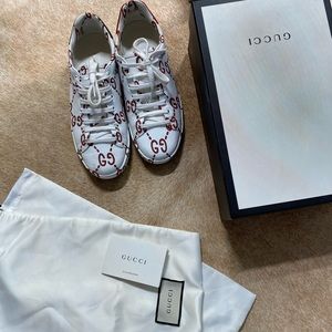 Gucci White GG Logo Ace Sneakers